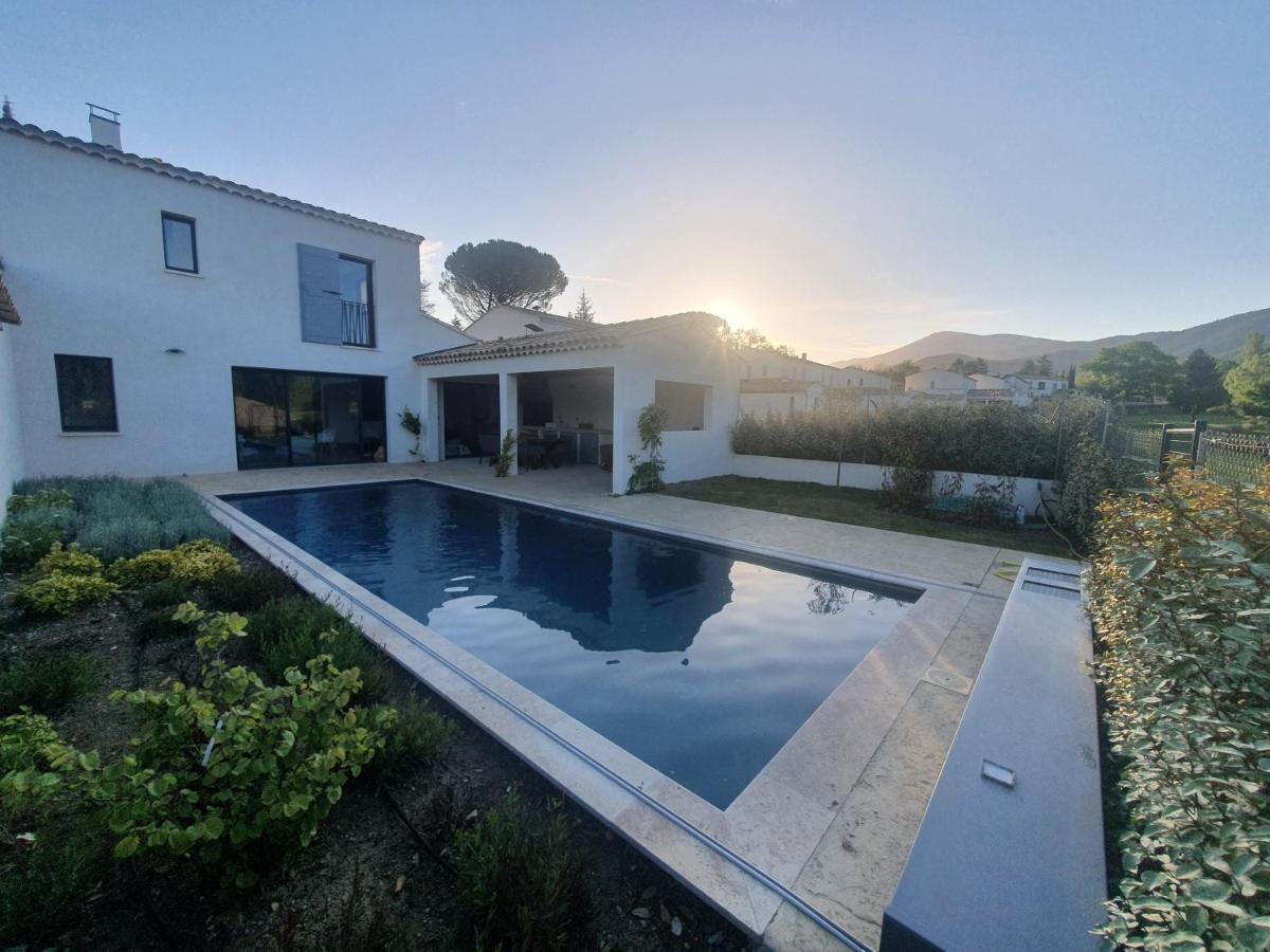 Onze Villa in Provence, Mont Ventoux, New Luxury Villa, Private Pool, Stunning views, Outdoor Kitchen, Big Green Egg Malaucène Buitenkant foto