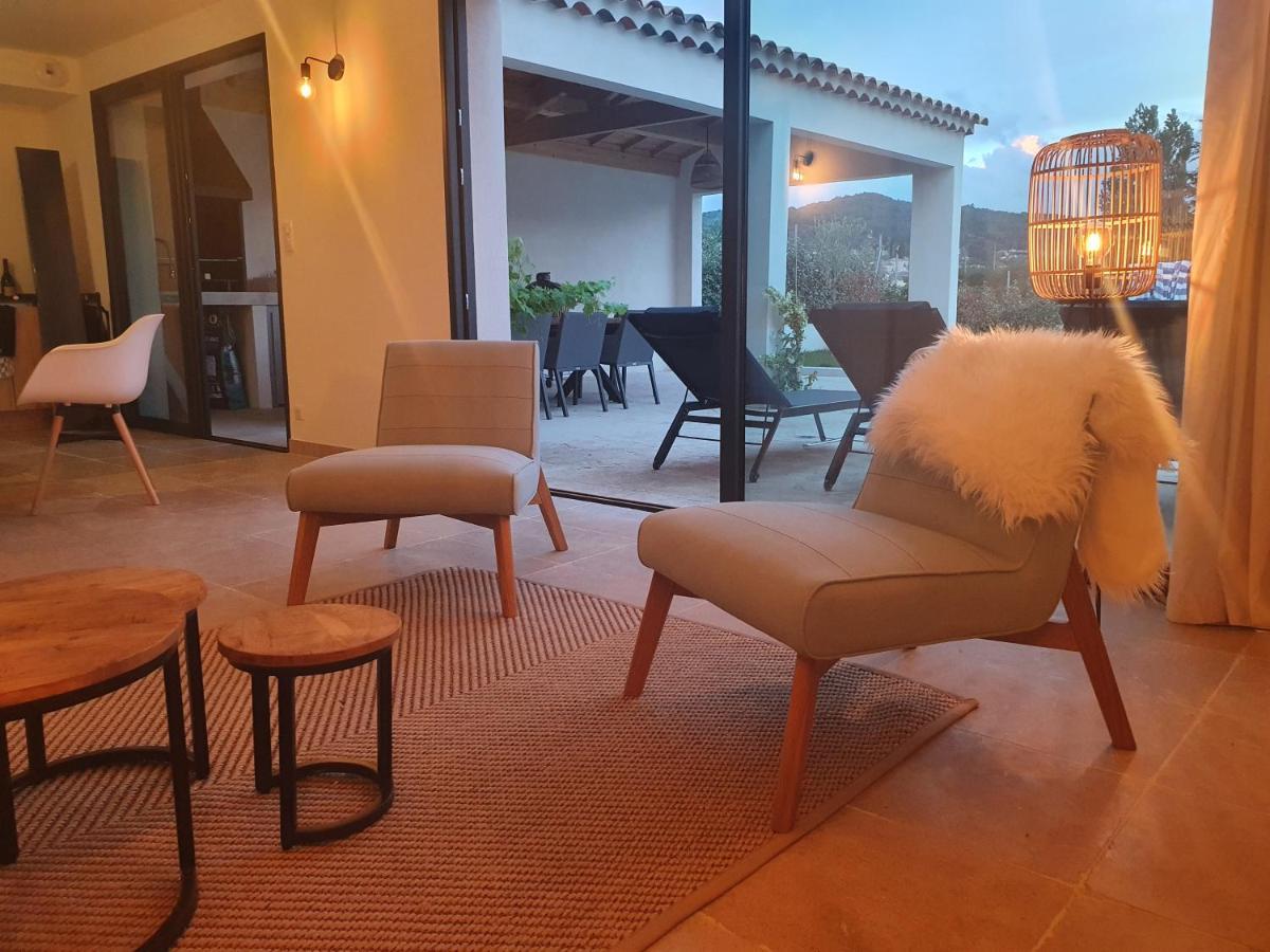 Onze Villa in Provence, Mont Ventoux, New Luxury Villa, Private Pool, Stunning views, Outdoor Kitchen, Big Green Egg Malaucène Buitenkant foto